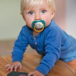 AVENT SUCETTE ORTHO 6-18M BOY PENG/TURT SCF080/07